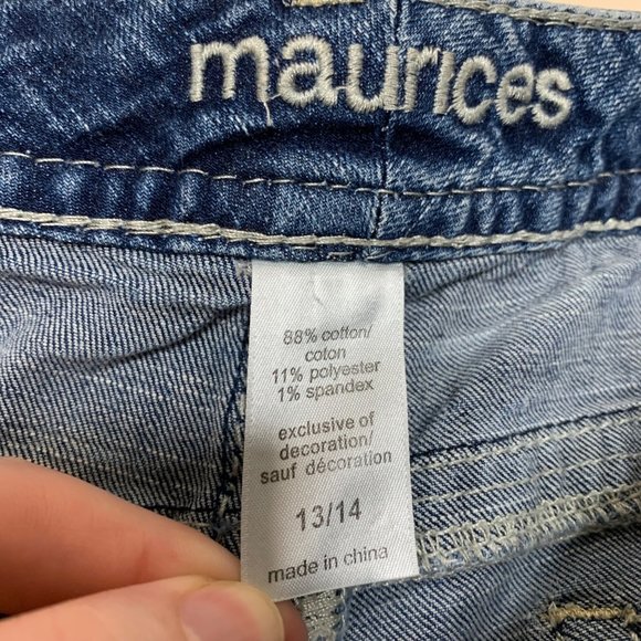 Maurices Distressed Jeans Embordered Denim Pants Woman's Size 13/14 Short - Picture 5 of 8